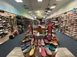 Footwear & Sandal Store located in Clearwater, FL May qualify for E2 V
