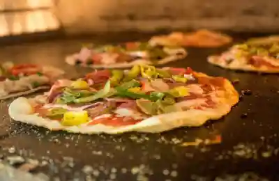 Absentee Run Quick Service Artisan Pizza